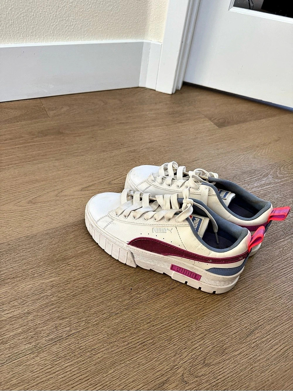 Puma Mayze Platform Sneakers White & Pink US 8.5